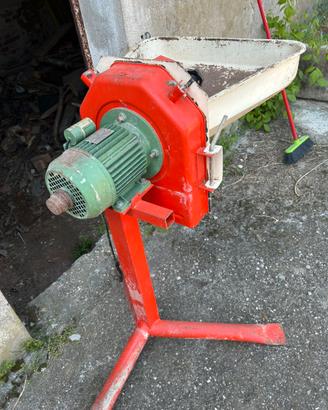 Mulino elettrico per grano