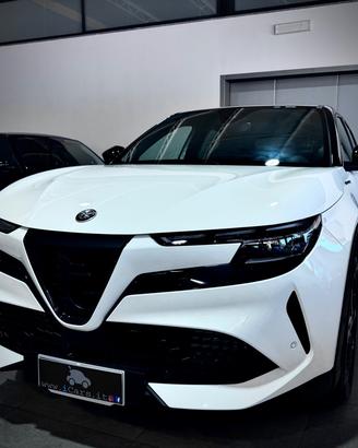 Alfa Romeo Junior 1.2 136 CV Hybrid eDCT6 Speciale