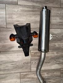 Porta targa e scarico, oroginali kawasaki Z750