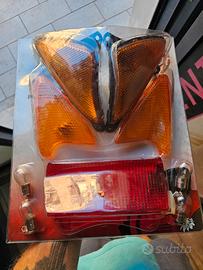 stop e frecce originali yamaha Tmax 2006