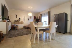 3 LOCALI A BAGNOLO IN PIANO