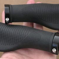 Accessori per bici:fanale,campanello,pedali,pompa