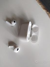 Apple AirPods con custodia di ricarica. 