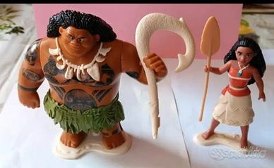 KINDER SORPRESA VAIANA E MAUI DUEMILAVENTISEI