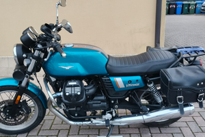 Moto guzzi v7 iii special