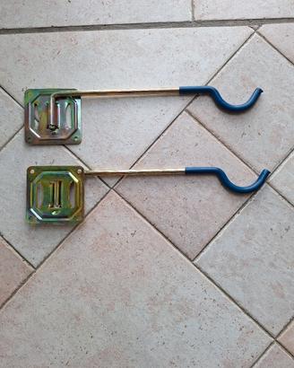 ganci portabici pieghevoli a muro