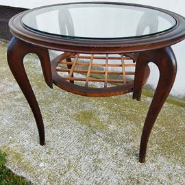 Tavolino design di Paolo Buffa.