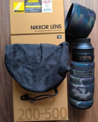 Nikon AF-S Nikkor 200-500mm f/5.6 E ED VR