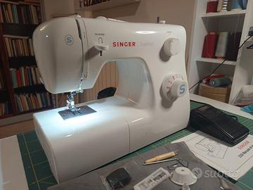 Macchina per cucire SINGER TRADITION