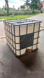 Serbatoio/cisterna 1000L.