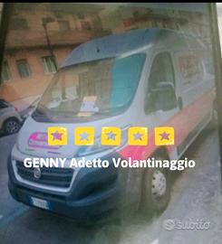 Adetto volantinaggio distribuzione volantini