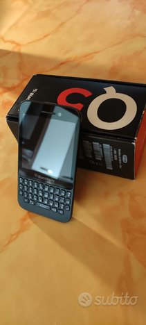 BlackBerry Q5 usato  Torino