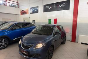 Lancia Ypsilon 1.0 FireFly 5 porte S&S Hybrid Silv