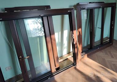 Serramento in pvc - Color effetto legno noce.