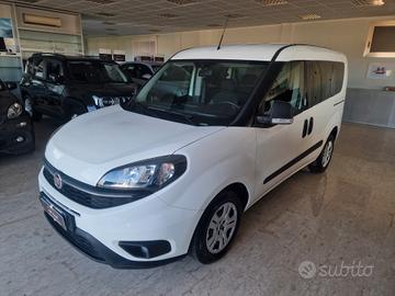 Fiat Doblò 1.6 MJet Lounge Combi N1
