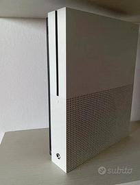  Xbox one s 1TB versione disco