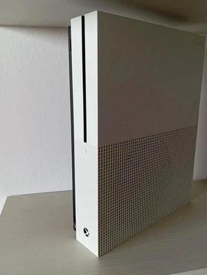  Xbox one s 1TB versione disco