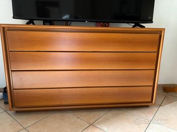 Cassettiera in noce massello