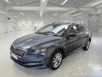 SKODA SUPERB 1.4 TSI PLUG-IN HYBRYD EXECUTIVE DSG 