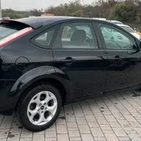 Ford focus 1.6 benzina gpl