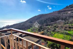 5 LOCALI A VIETRI SUL MARE