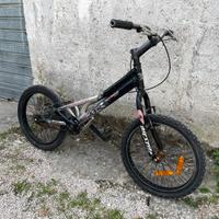 Bmx trial