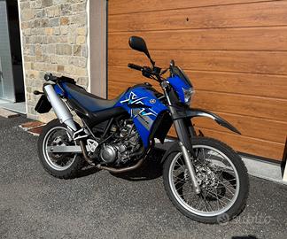 YAMAHA XT660R