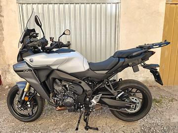 Yamaha Tracer 9 GT Y-AMT 2026 - PARI al NUOVO