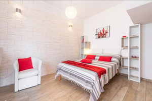 Stella Rossa x 2 Centralissimo Monolocale