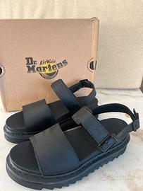 Sandali Dr Martens Voss nuovi