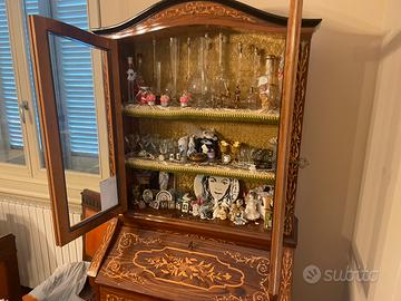 Set vetrina e mobile ad angolo ‘900