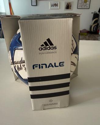 Pallone Champions League Adidas Finale 11/12