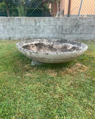 Vaso da giardino in cemento
