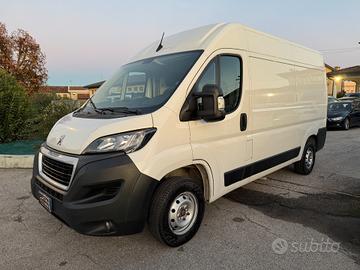 Peugeot Boxer 335 2.2 BlueHDi 140 S&S PM-TM Furgon