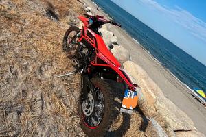 Beta rr 125T 4t enduro km 1000 (anno 2025)