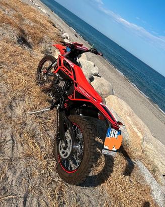Beta rr 125T 4t enduro km 1000 (anno 2025)