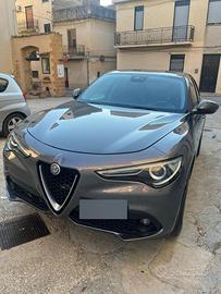 Alfa Romeo STELVIO 2.2 CV 210 Q4 Executive