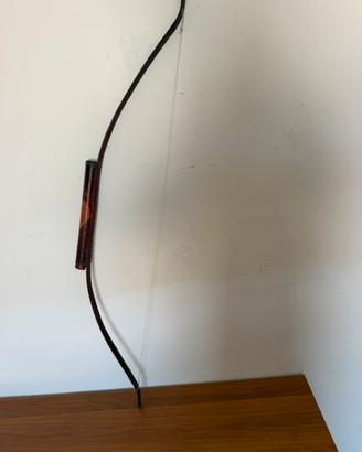 Arco tradizionale ricurvo in legno ornamentale