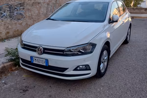Polo 1.0 95CV Comfortline Style 2018  3.500Km 