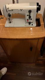 Mobile con macchina da cucire