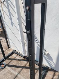 attrezzo per trazioni e bilanciere 