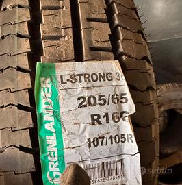 2 gomme 205/65/16c