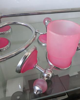 Kit accessori cromo e rosa