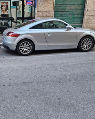 AUDI TT TFSI 2000