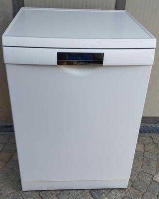 LAVASTOVIGLIE BOSCH 13 COPERTI 3 CESTI