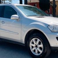 mercedes ML 320 anno 2007 solo ricambi 