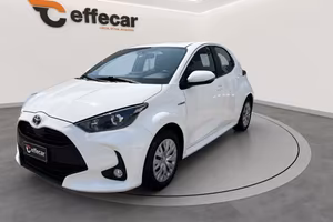 TOYOTA Yaris 1.5 Hybrid 5 porte Business