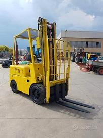 CARRELLO ELEVATORE OM 20 q.li DIESEL