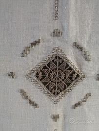 tovaglia da tavolo in lino