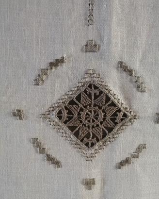 tovaglia da tavolo in lino